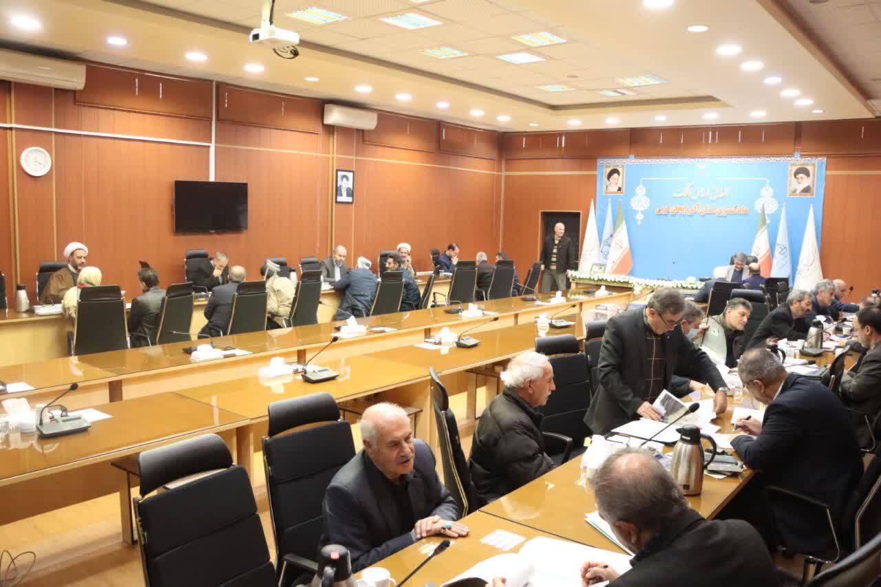 دیدار چهره به چهره رئیس کل دادگستری آذربایجان غربی و معاونین قضایی با بیش از ۱۸۰ نفر به مناسبت سالروز شهادت سردار دل‌ها شهیدحاج قاسم سلیمانی