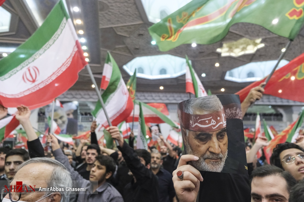 حاج قاسم سلیمانی؛ امتداد اسطورهای قهرمانان ملت ایران/ حاج قاسم سلیمانی؛ امتداد اسطورهای قهرمانان ملت ایران/