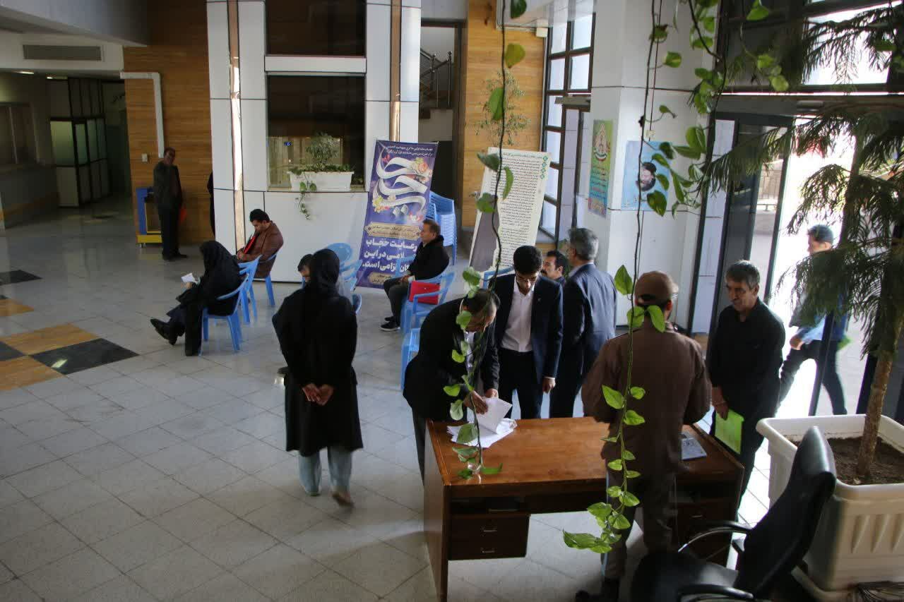 ۲۸۴ نفر از شهروندان کرمانی در آستانه سالگرد شهادت حاج قاسم سلیمانی با مقامات قضایی استان دیدار کردند