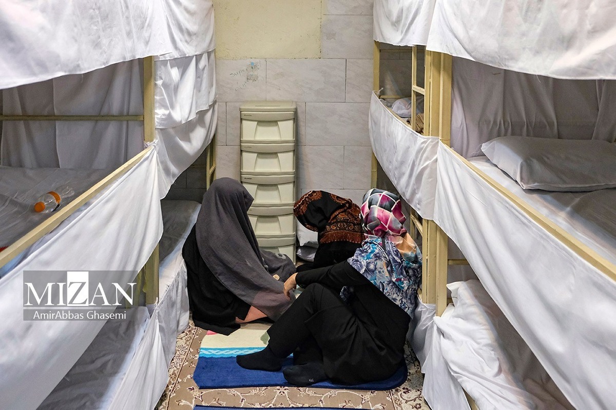 آزادی ۶۳ نفر از محکومان واجد شرایط از زندان‌های استان تهران