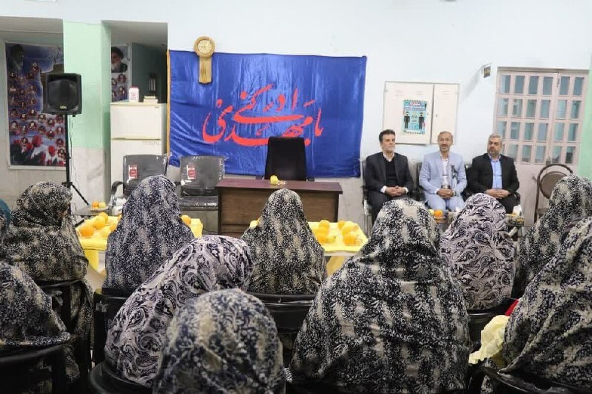 بازدید رئیس کل دادگستری سمنان از بند نسوان زندان مرکزی استان در آستانه میلاد حضرت زهرا (س)