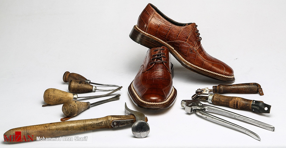 ایجاد اشتغال یک مددجو مالی غیر عمد برای ۴۳۰ زندانی و ۲۶ محکوم رأی باز /اشتغال ۹۹ درصدی مددجویان در شرکت پستایی دوزی اراک/نیازمند حمایت و پشتیبانی برای فروش محصولات ساخت دست زندانیان هستیم