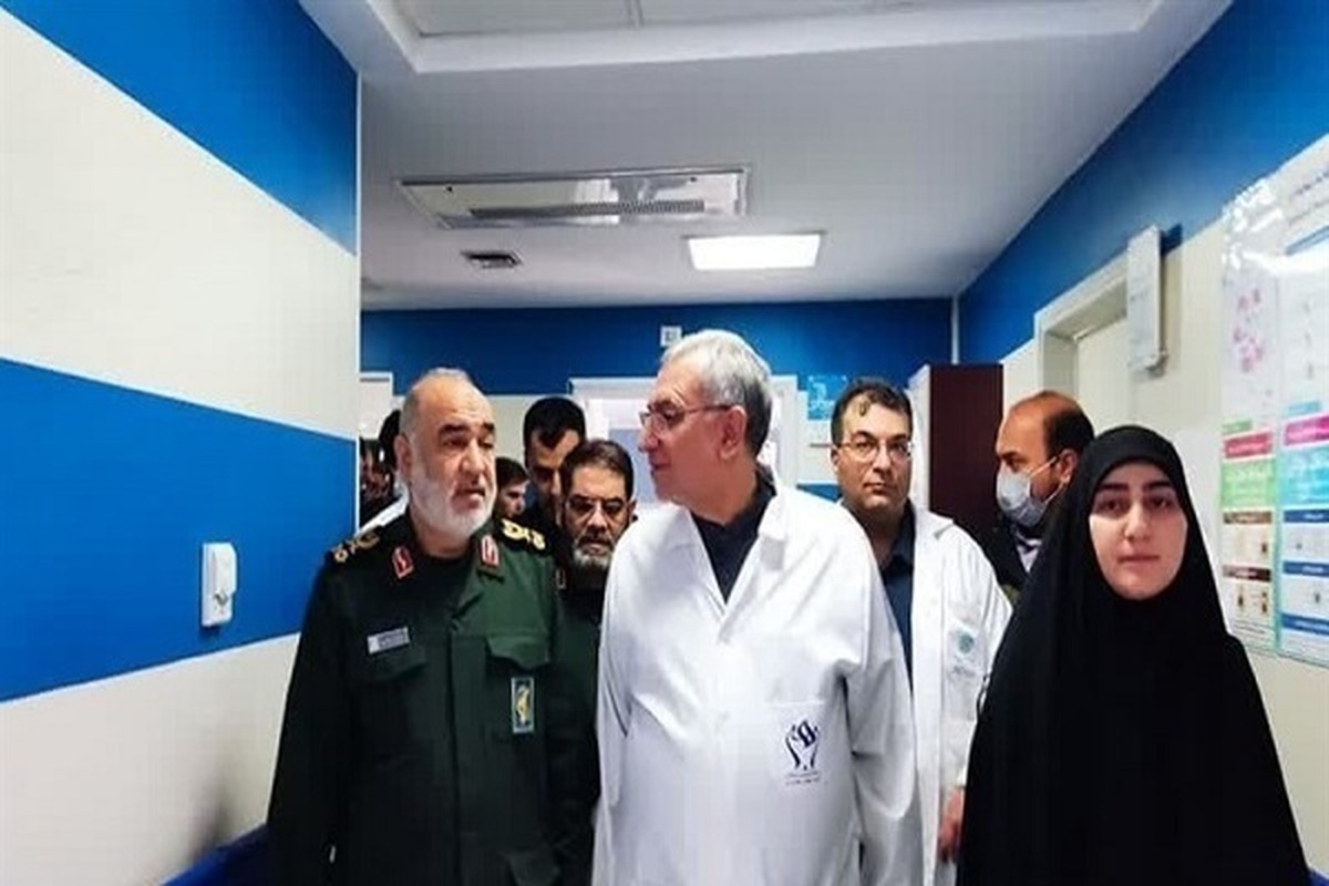 سرلشکر سلامی از مجروحان حمله تروریستی کرمان عیادت کرد