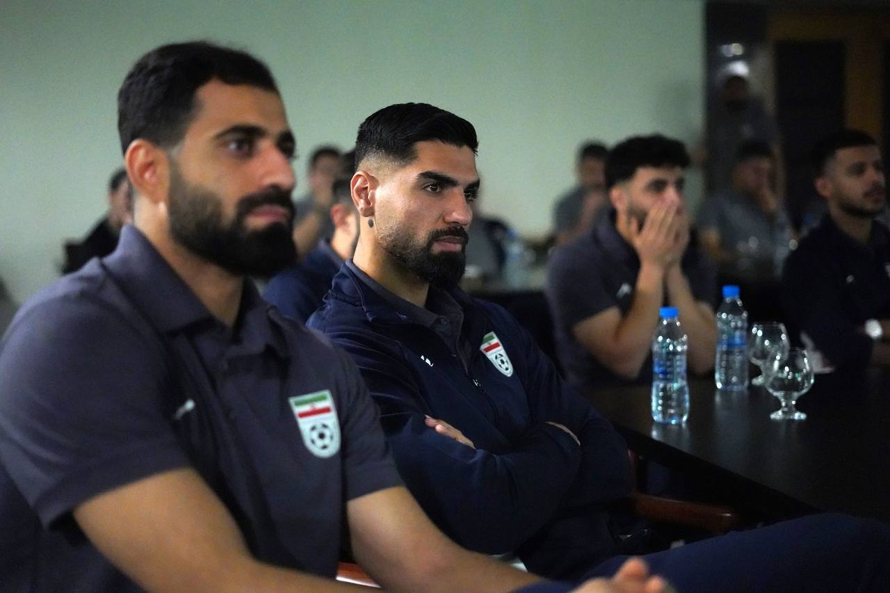جلسه فنی تیم ملی و تمرین ملی‌پوشان در سالن