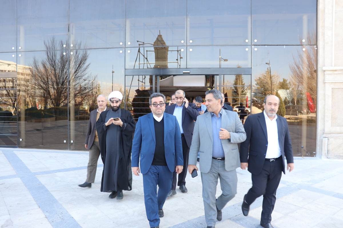 رئیس سازمان ثبت اسناد و املاک کشور از شهرستان طرقبه و شاندیز بازدید کرد