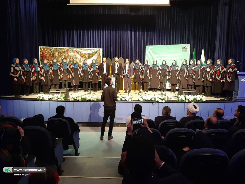 برگزیدگان بخش علمی بیستوپنجمین جشنواره قصهگویی کانون معرفی شدند برگزیدگان بخش علمی بیستوپنجمین جشنواره قصهگویی کانون معرفی شدند