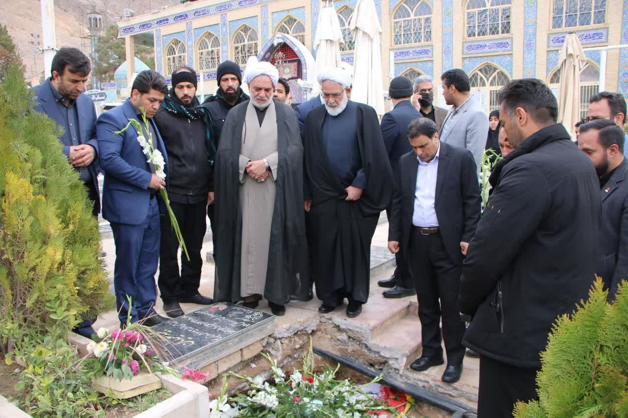 ادای احترام رئیس دیوان عالی کشور به مقام شامخ شهید سلیمانی و شهدای حادثه تروریستی کرمان