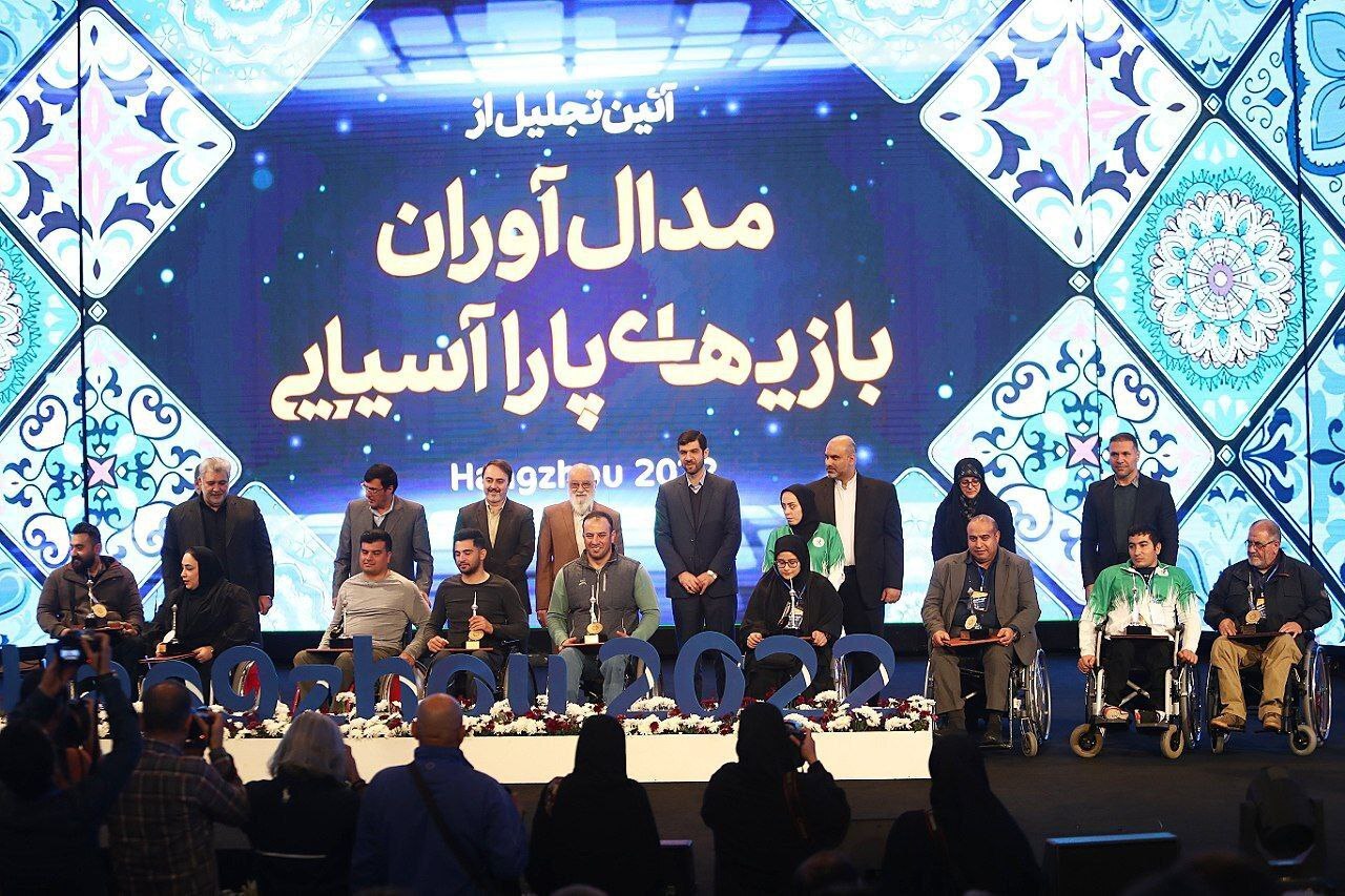 کارگری: برای فتح قله‌های افتخار باید کمر همت را ببندیم/ اوجاقی: این افتخارآفرینی بی‌نظیر بود