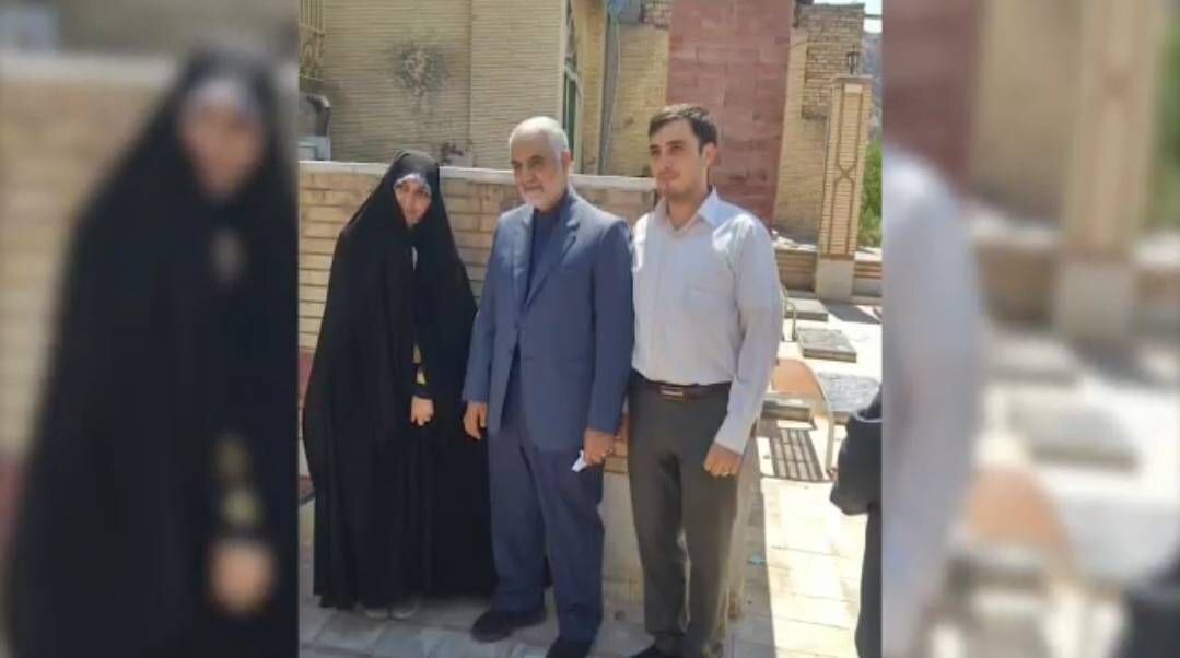 «قصه این است»؛ روایت مهر و ارادت به حاج قاسم از کانادا تا مزار شهدای کرمان «قصه این است»؛ روایت مهر و ارادت به حاج قاسم از کانادا تا مزار شهدای کرمان