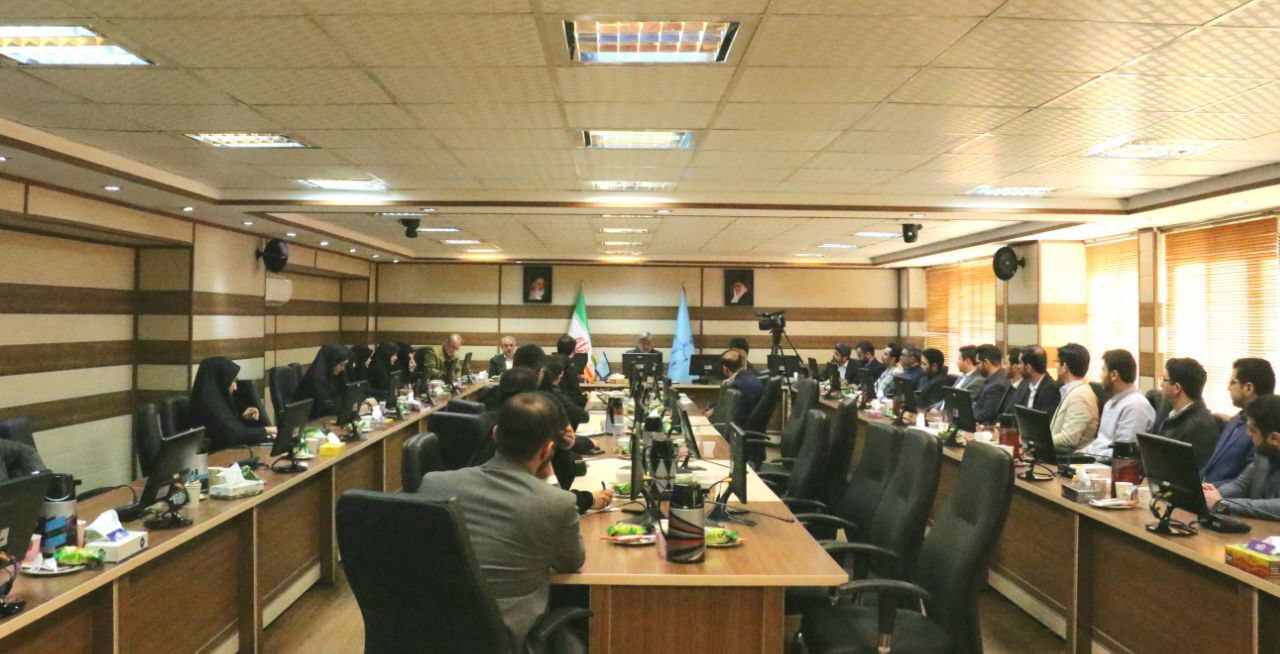 معاون منابع انسانی و امور فرهنگی قوه قضاییه با کارکنان جدید استخدامی دیدار کرد