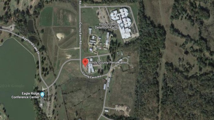 کشف اجساد ۲۱۵ نفر در گورهای بینشان نزدیک یک زندان ایالتی آمریکا/ کشف اجساد ۲۱۵ نفر در گورهای بینشان نزدیک یک زندان ایالتی آمریکا/