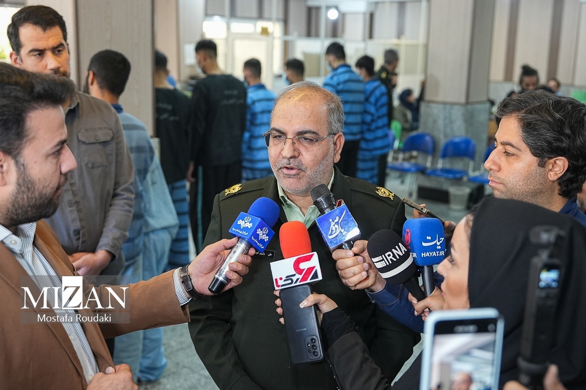 اسیدپاش تهرانی با شلیک گلوله پلیس دستگیر و پس از انتقال به بیمارستان فوت شد