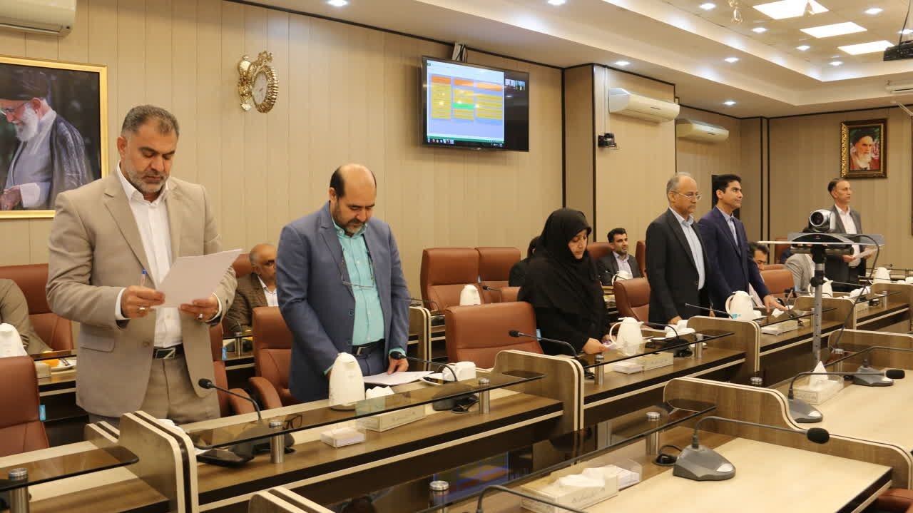 مراسم تحلیف ۱۲ نفر از داوران حرفه‌ای دادگستری استان هرمزگان برگزار شد