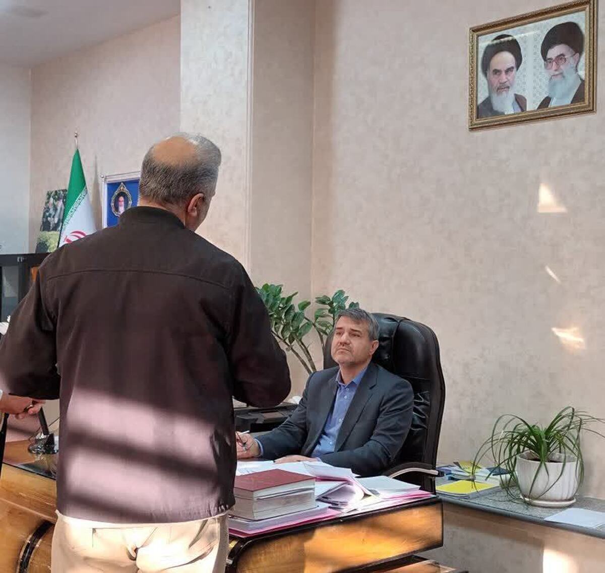 دادستان مرکز استان کرمان به درخواست‌های ۴٠ نفر از مراجعان رسیدگی کرد