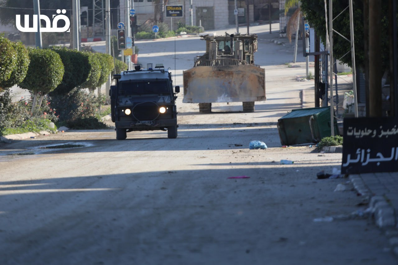 قطع خدمات ارتباطی غزه برای هفتمین روز متوالی/ نظامیان صهیونیست به خان‌یونس یورش بردند