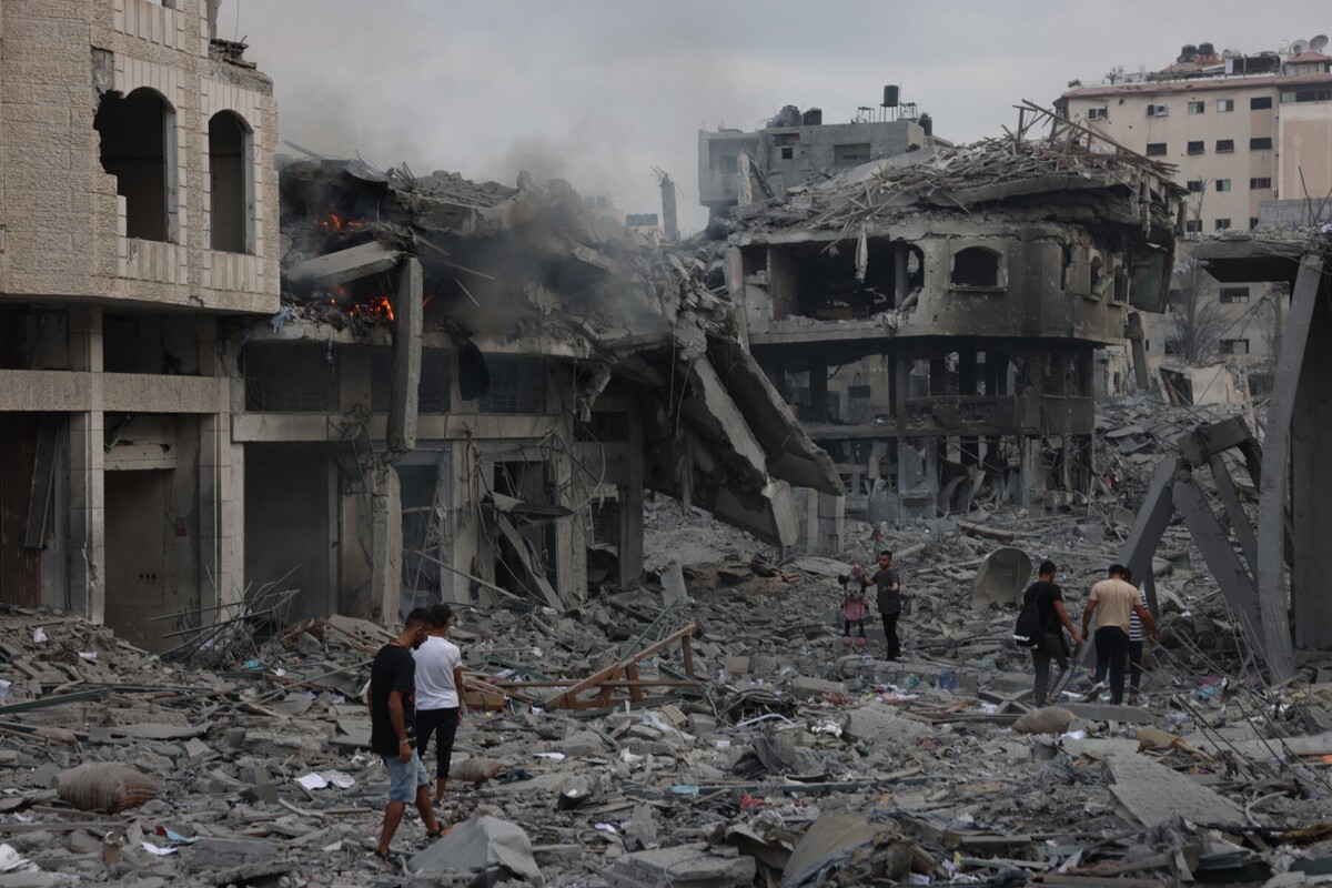 تشدید بمباران مناطق مسکونی شمال غزه/ عضو کابینه جنگ رژیم صهیونیستی: جنگ در غزه نتیجه و آینده‌ای ندارد