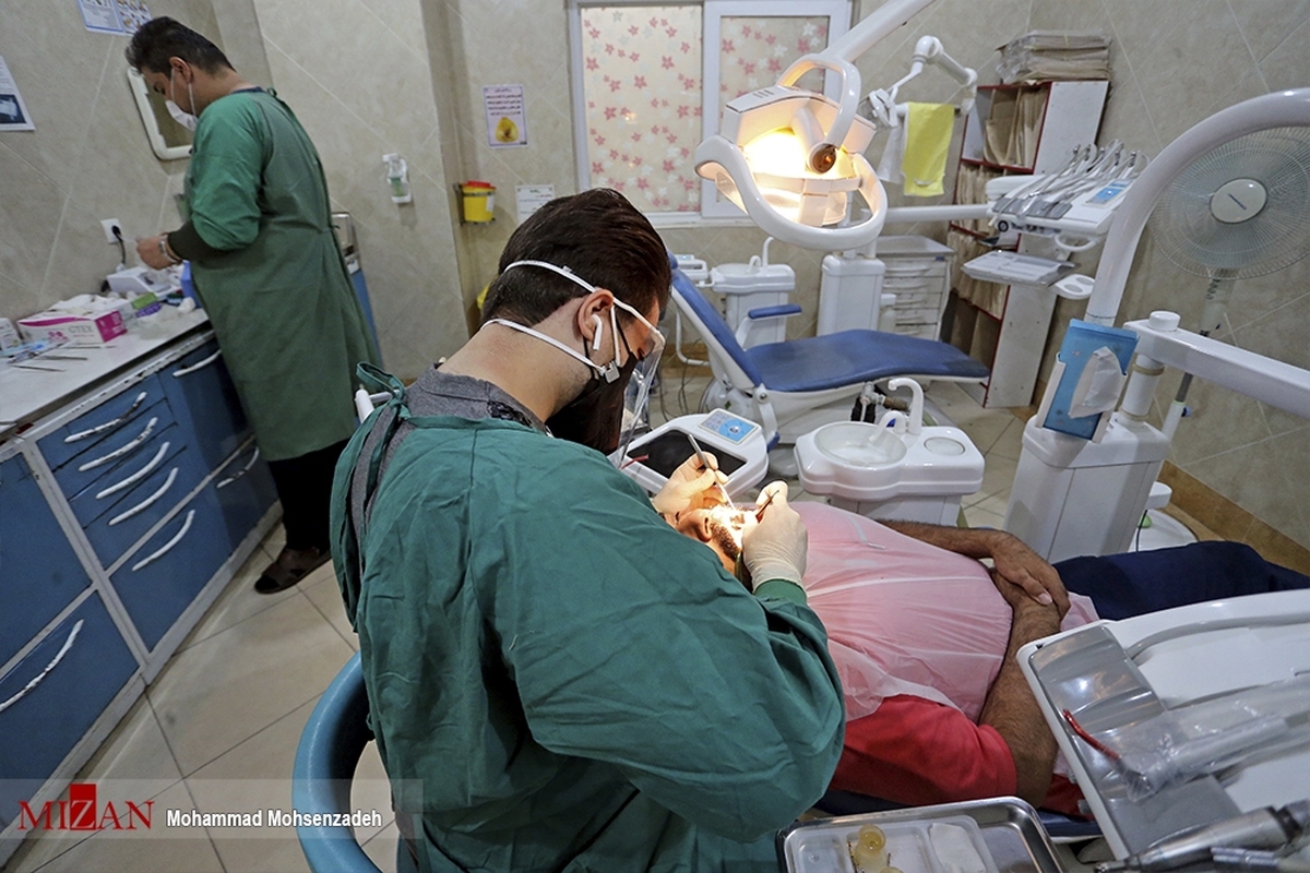 هزینه‌ خدمات دندانپزشکی باید مورد حمایت بیمه‌ها قرار بگیرد
