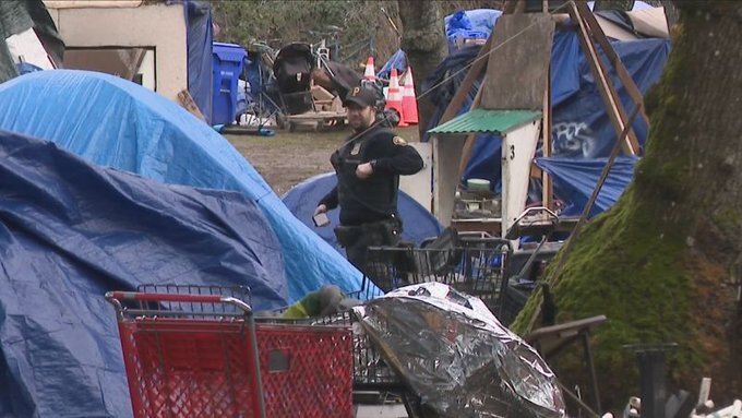 وضعیت بی‌خانمان‌های آمریکا همزمان با فصل سرد سال