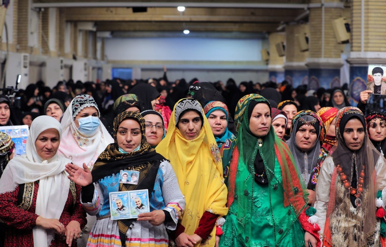 دیدار جمعی از بانوان با رهبر انقلاب