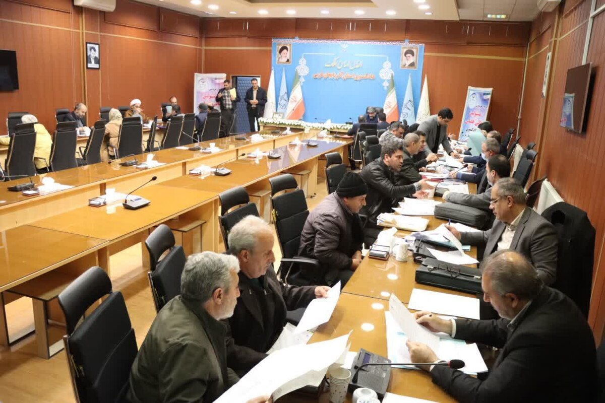 مسئولان قضایی استان آذربایجان غربی با بیش از ۱۷۰ نفر در آستانه ایام الله دهه مبارک فجر دیدار کردند