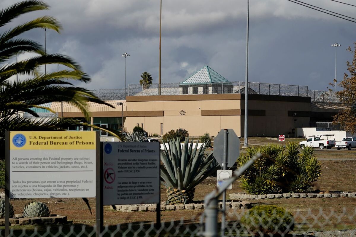 بحران قتل و آزار جنسی در زندان‌های کالیفرنیا آمریکا/ زندانیان در یک زندان شورش کردند