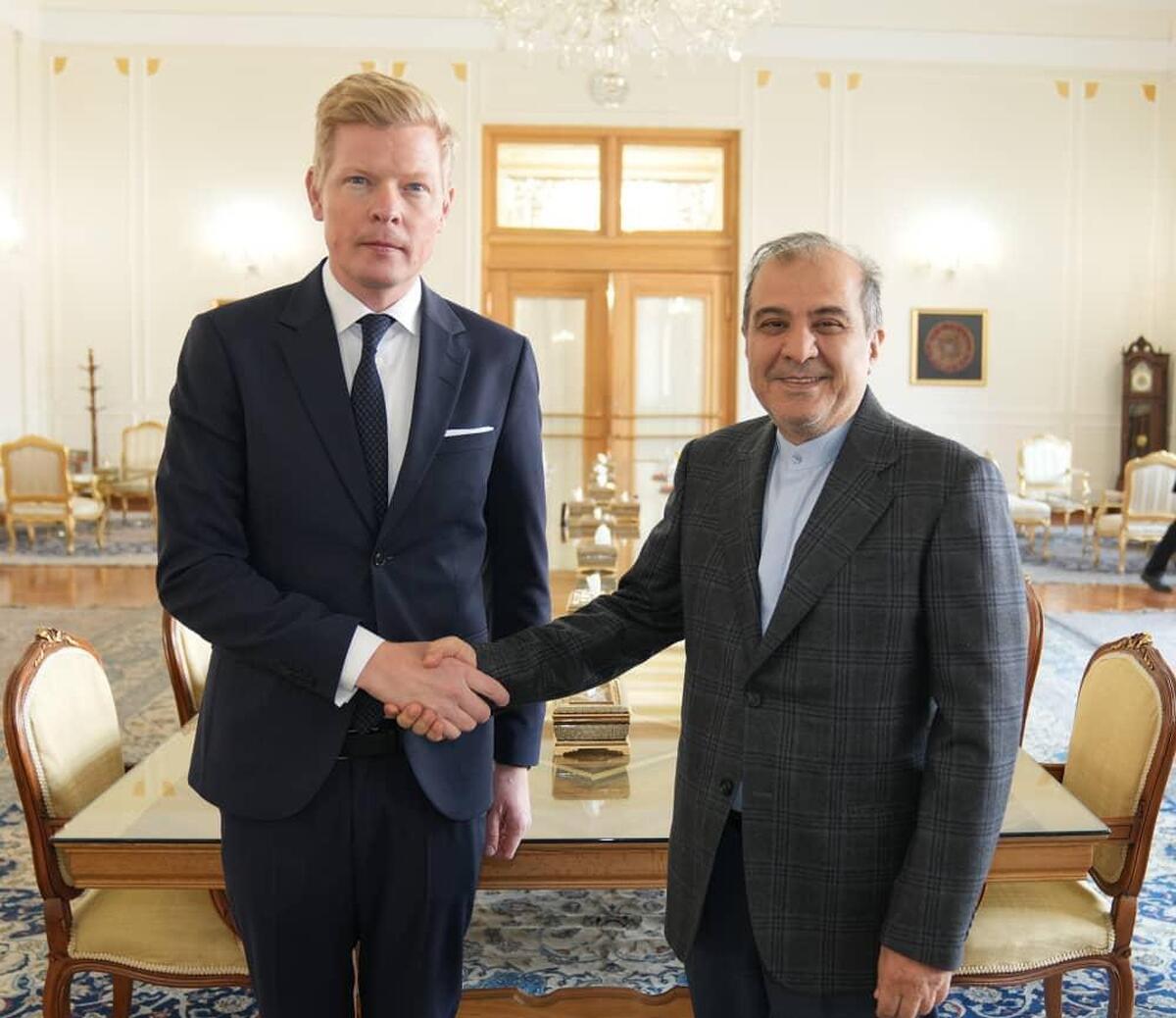 رایزنی مشاور ارشد وزیر امور خارجه با نماینده ویژه دبیرکل سازمان ملل در امور یمن