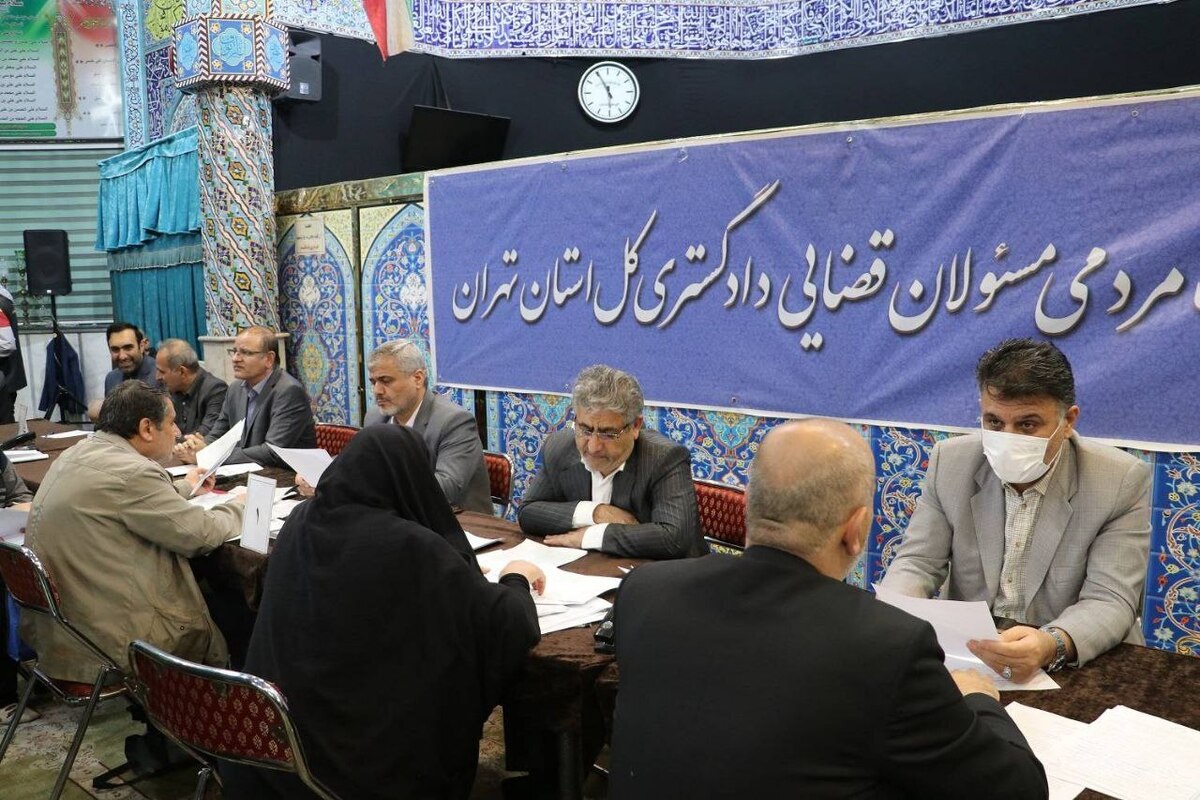 برپایی میز‌های خدمت در بیش از ۵۰ مسجد در استان تهران