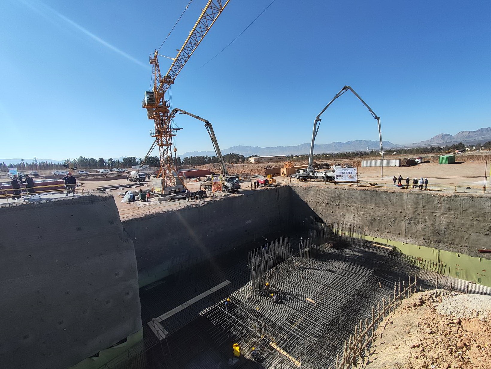 عملیات بتن‌ریزی ساختمان اصلی راکتور تحقیقاتی ۱۰ مگاوات اصفهان آغاز شد