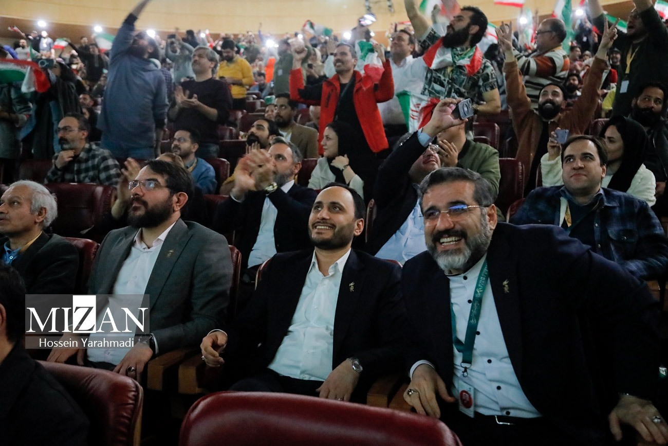 بازدید وزیر فرهنگ از خانه جشنواره و افتتاح بخش بازار بین‌الملل جشنواره فجر ۴۲/ آغاز به کار پردیس جشنواره‌های فجر در پنجاهمین سالگرد انقلاب اسلامی