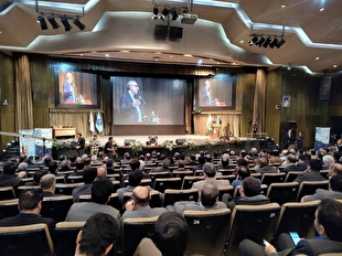 وقتی برگزیدگان جشنواره علوم پزشکی رازی، رازی را نمی‌شناختند