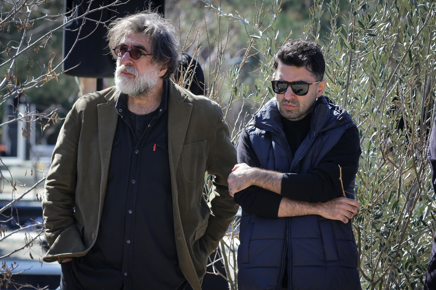 علیرضا قربانی با همسرش وداع کرد