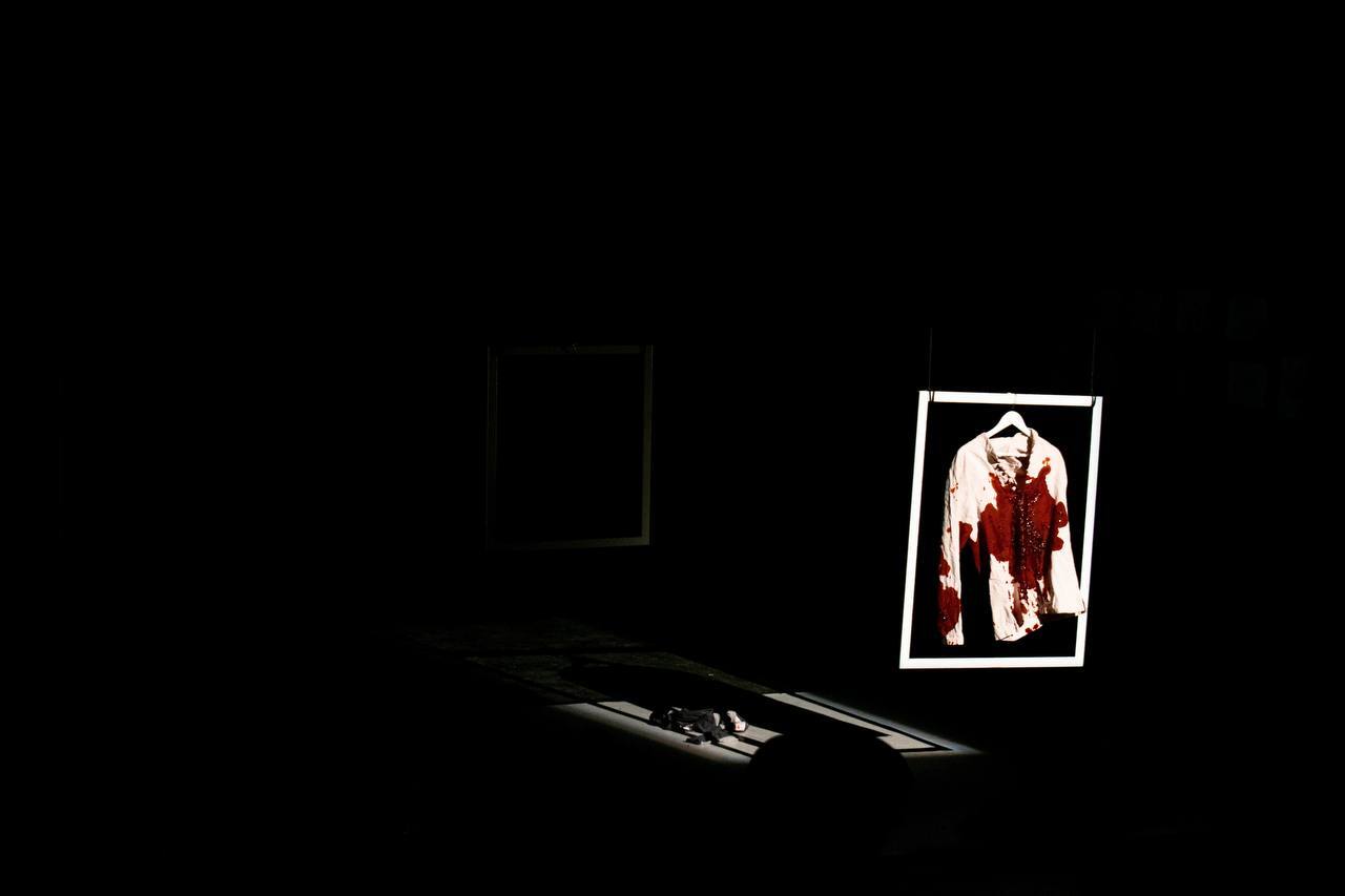 نمایش «خونِ» در تالار مولوی تمدید شد