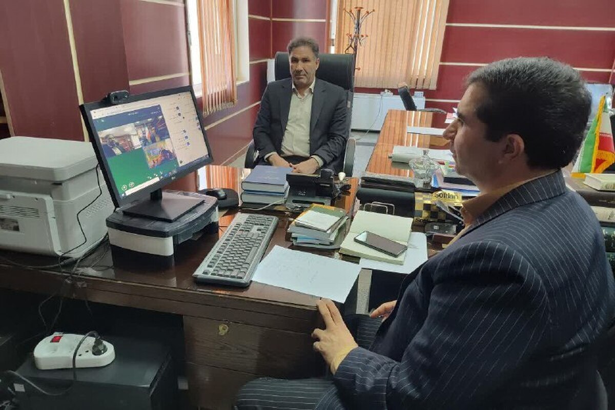 رئیس دادگاه خرم آباد با مددجویان زندان مرکزی ملاقات الکترونیک برقرار کرد