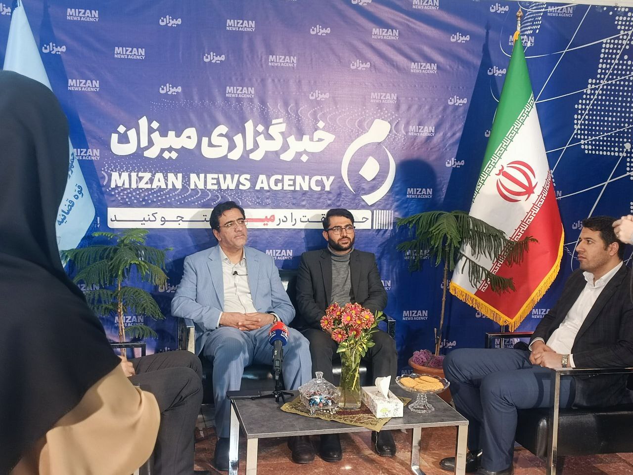 روز پرترافیک نمایشگاه رسانه‌های ایران؛ وزیر ورزش، سخنگوی وزارت امور خارجه و جمعی از مسئولان و کارشناسان در غرفه خبرگزاری میزان حضور یافتند