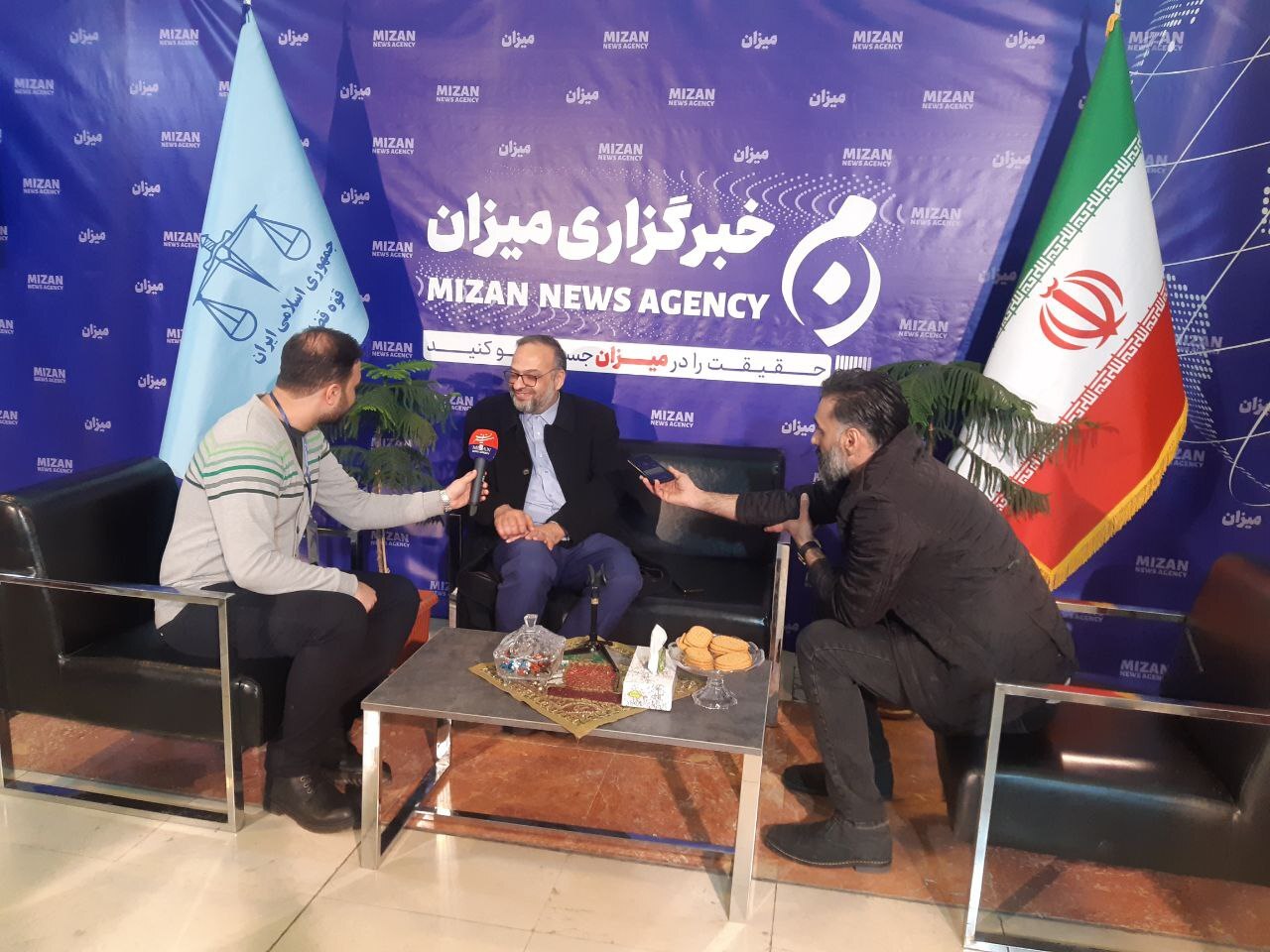 روز پرترافیک نمایشگاه رسانه‌های ایران؛ مسئولان قضایی، وزیر ورزش، سخنگوی وزارت امور خارجه و جمعی از فعالان و کارشناسان در غرفه خبرگزاری میزان حضور یافتند