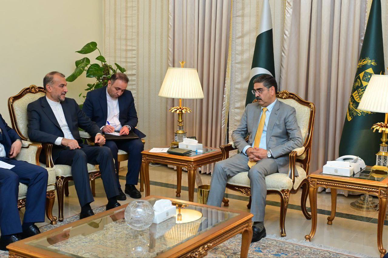 دیدار و گفتگوی امیرعبداللهیان با مقامات پاکستان دیدار و گفتگوی امیرعبداللهیان با مقامات پاکستان