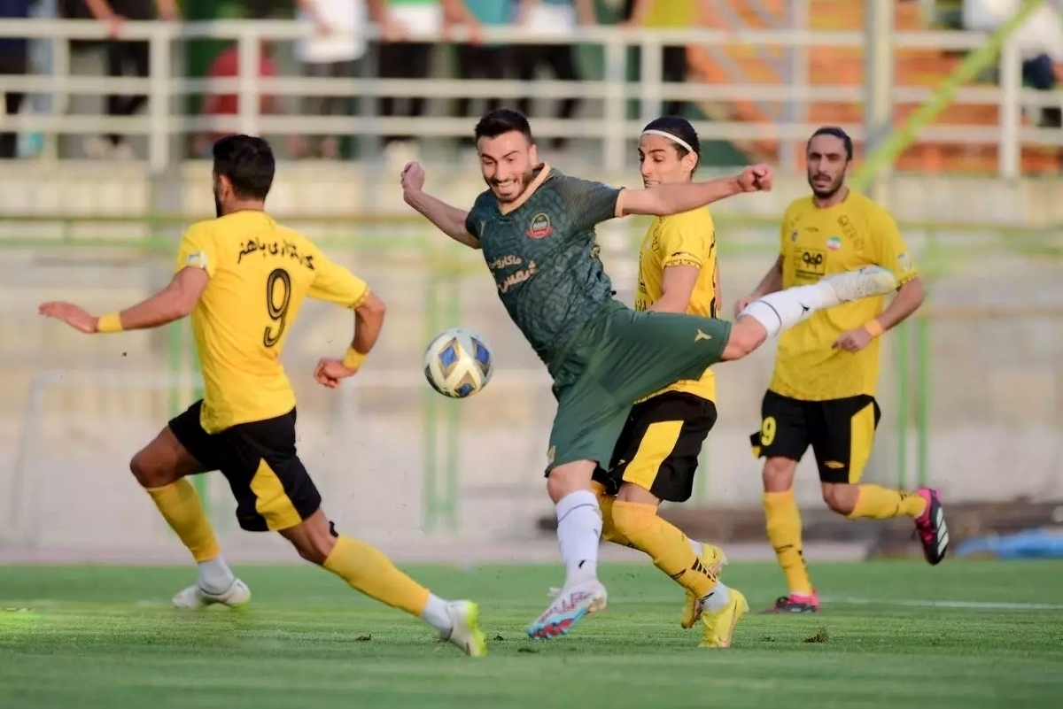 جام حذفی| پایان نیمه اول با برتری سپاهان مقابل شمس‌آذر