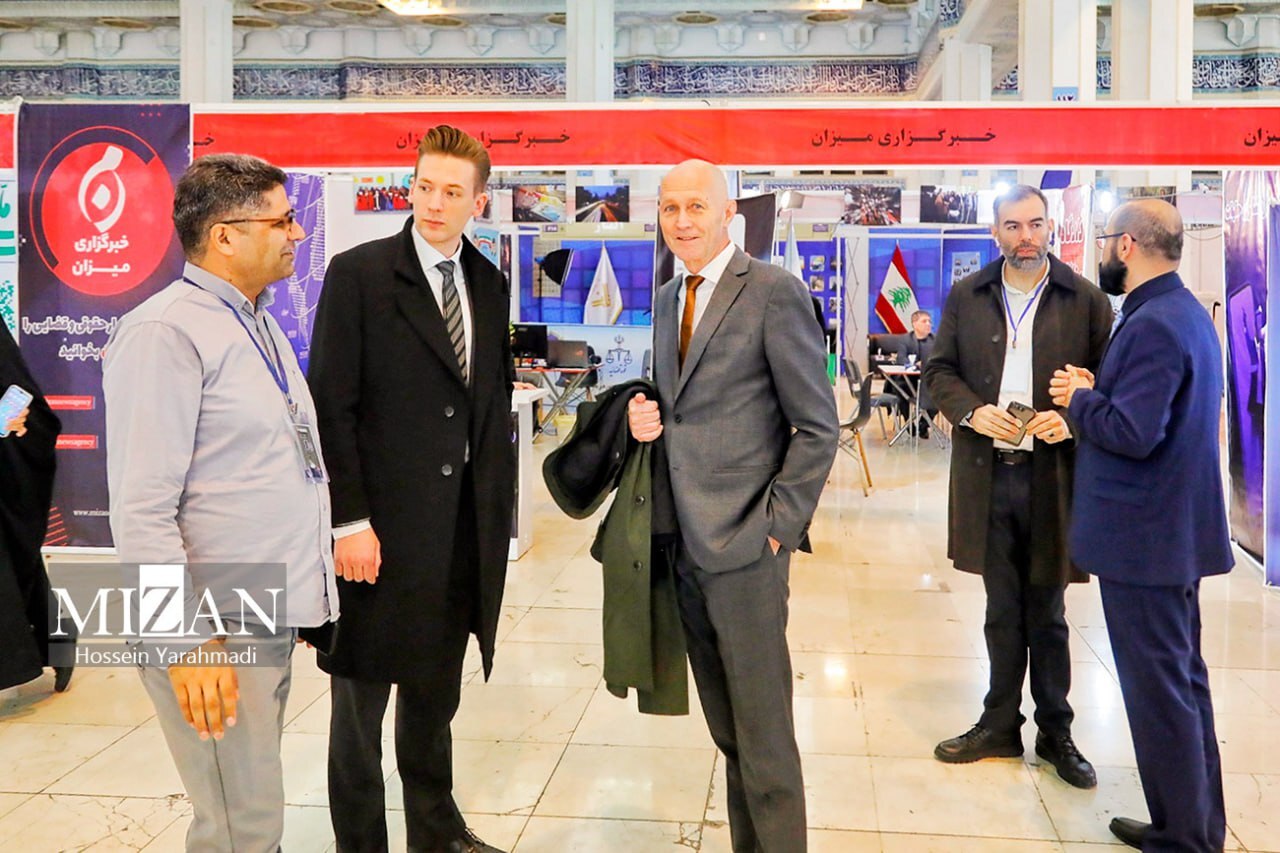 چهارمین روز نمایشگاه رسانههای ایران؛ مسئولان و فعالان رسانه در غرفه خبرگزاری میزان حضور یافتند چهارمین روز نمایشگاه رسانههای ایران؛ مسئولان و فعالان رسانه در غرفه خبرگزاری میزان حضور یافتند