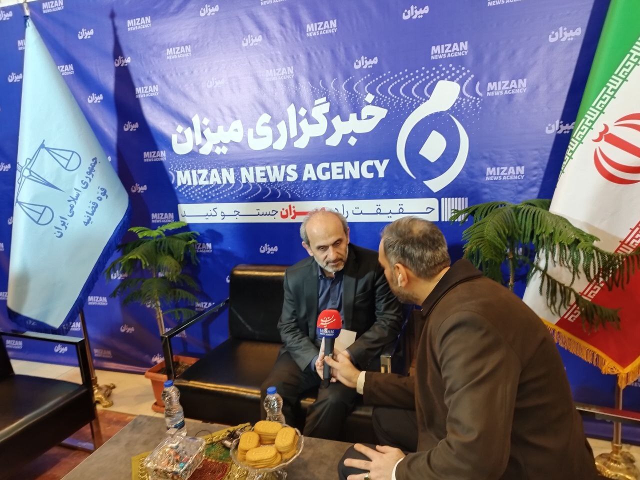 چهارمین روز نمایشگاه رسانههای ایران؛ مسئولان و فعالان رسانه در غرفه خبرگزاری میزان حضور یافتند چهارمین روز نمایشگاه رسانههای ایران؛ مسئولان و فعالان رسانه در غرفه خبرگزاری میزان حضور یافتند