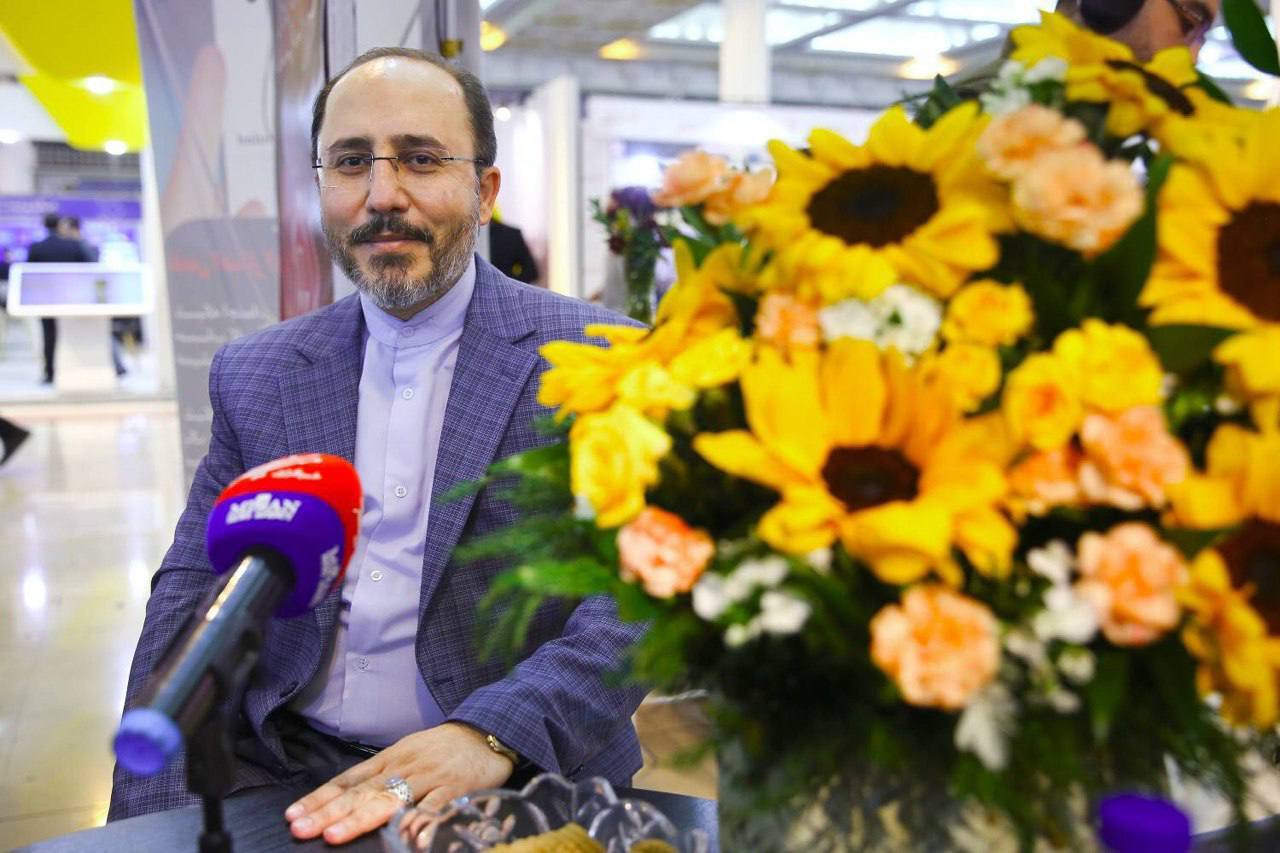 چهارمین روز نمایشگاه رسانههای ایران؛ مسئولان و فعالان رسانه در غرفه خبرگزاری میزان حضور یافتند چهارمین روز نمایشگاه رسانههای ایران؛ مسئولان و فعالان رسانه در غرفه خبرگزاری میزان حضور یافتند