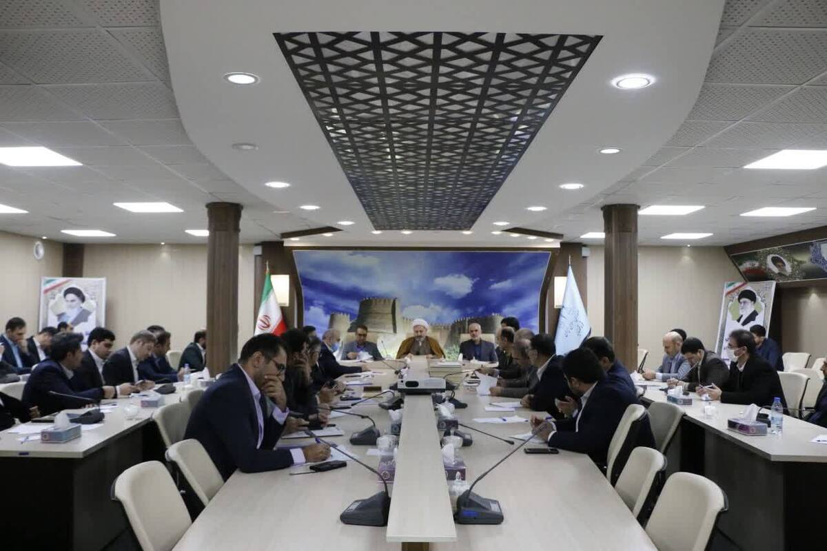 رئیس کل دادگستری لرستان: از امکانات دستگاههای اجرایی در مسافرتهای نوروزی مردم استفاده شود رئیس کل دادگستری لرستان: از امکانات دستگاههای اجرایی در مسافرتهای نوروزی مردم استفاده شود