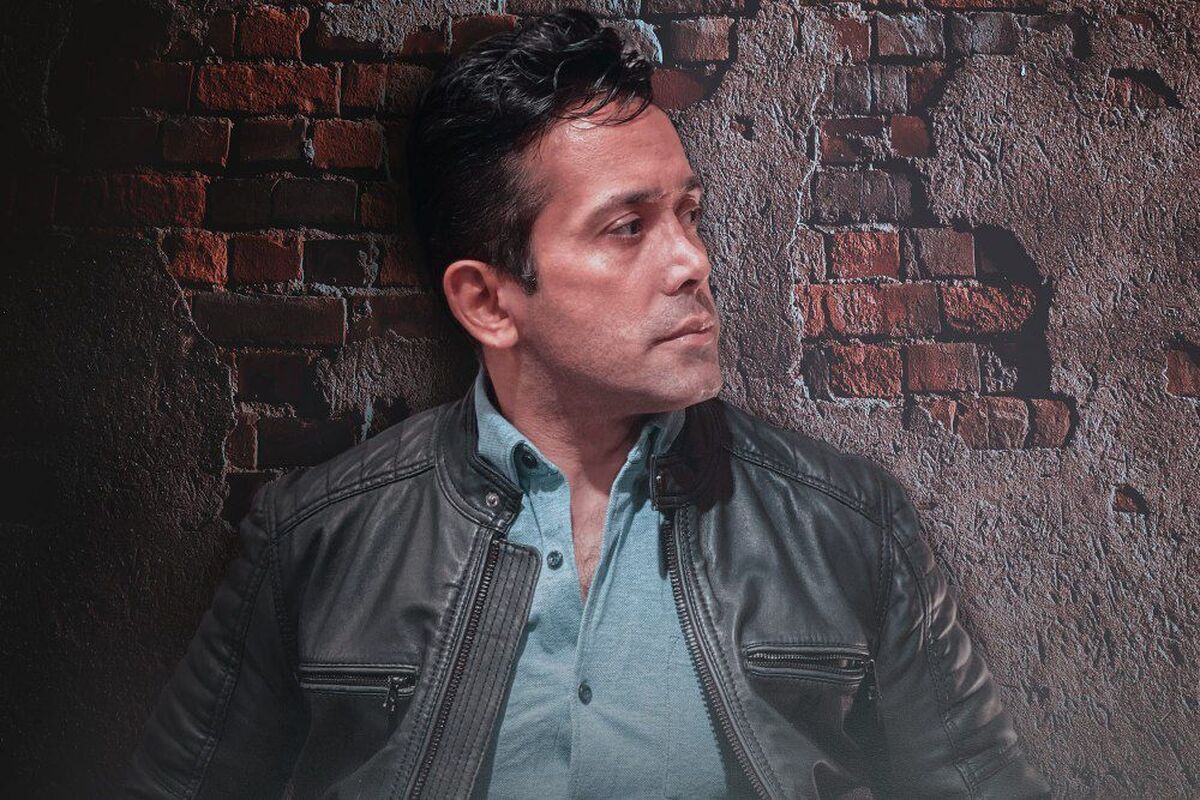 موسیقی ادای دین من به عالم هنر است