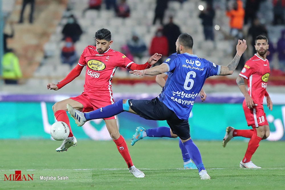 شهرآورد ۱۰۳؛ شروع جنگ قهرمانی با تقابل سرخابی‌ها/ دربی قهرمانی