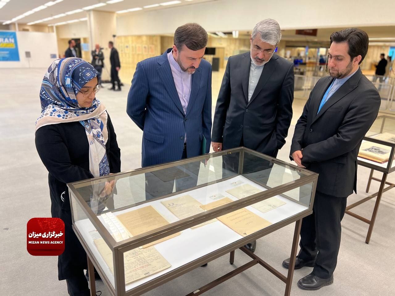 بازدید دبیر ستاد حقوق بشر از نمایشگاه «ایران و یکصد سال چندجانبه‌گرایی» در ژنو