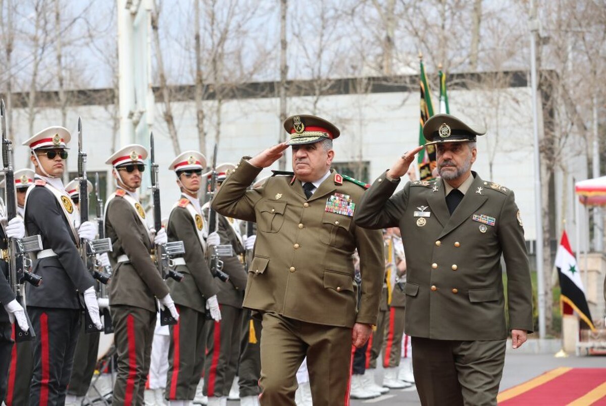 امیر سرتیپ آشتیانی: آمریکا و رژیم صهیونیستی به دنبال تشدید بحران و تنش در منطقه هستند امیر سرتیپ آشتیانی: آمریکا و رژیم صهیونیستی به دنبال تشدید بحران و تنش در منطقه هستند