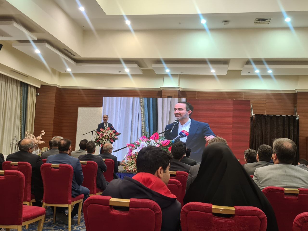 بهسازی و بازسازی ۷۰۰ اتاق گروه هتل‌های پارسیان