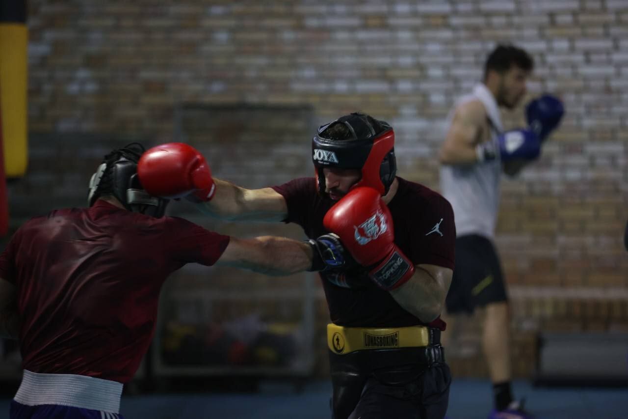 عملکرد فدراسیون بوکس در سال ۱۴۰۲/ از درخشش تیمهای پایه تا انتظار برای سهمیه المپیک عملکرد فدراسیون بوکس در سال ۱۴۰۲/ از درخشش تیمهای پایه تا انتظار برای سهمیه المپیک