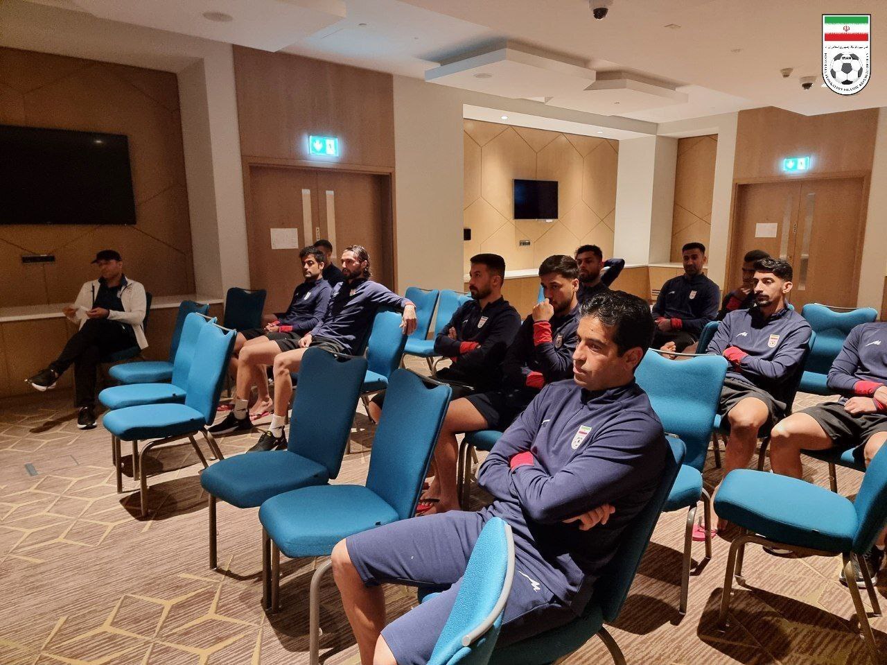 ایران، مقابل امارات سفیدپوش شد/ برگزاری جلسه فنی و آنالیز تیم ملی فوتبال ساحلی امارات در هتل