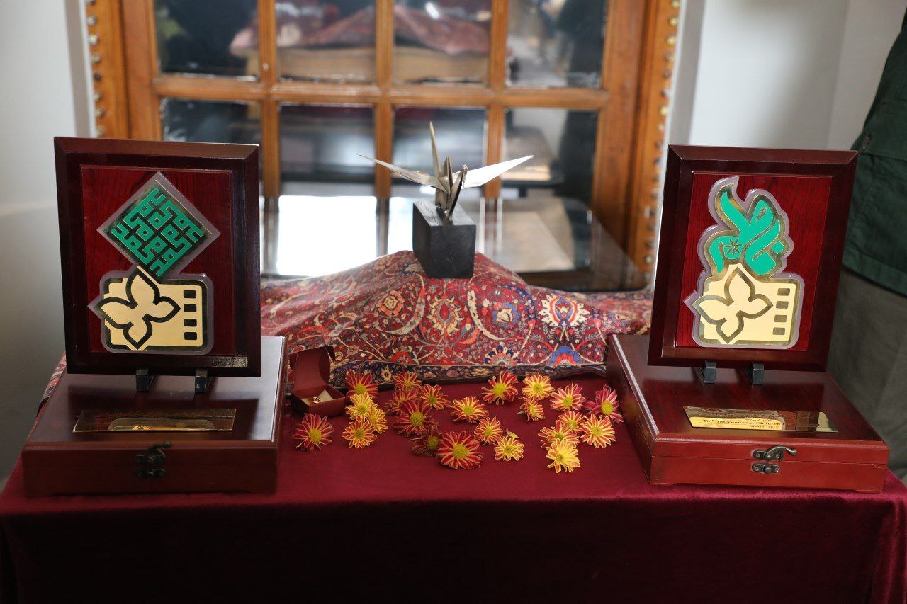 اهتزاز «درنای ساداکو» در موزه سینمای ایران اهتزاز «درنای ساداکو» در موزه سینمای ایران