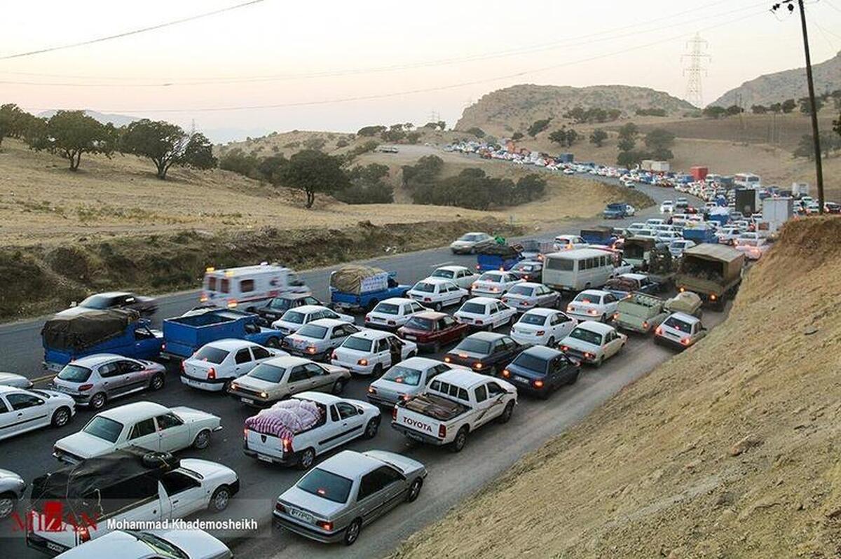 ترافیک در محورهای چالوس، هراز و فیروزکوه سنگین است